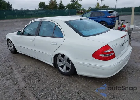 2003 Mercedes-Benz E 320 from USA, damaged, VIN WDBUF65JX3A132913